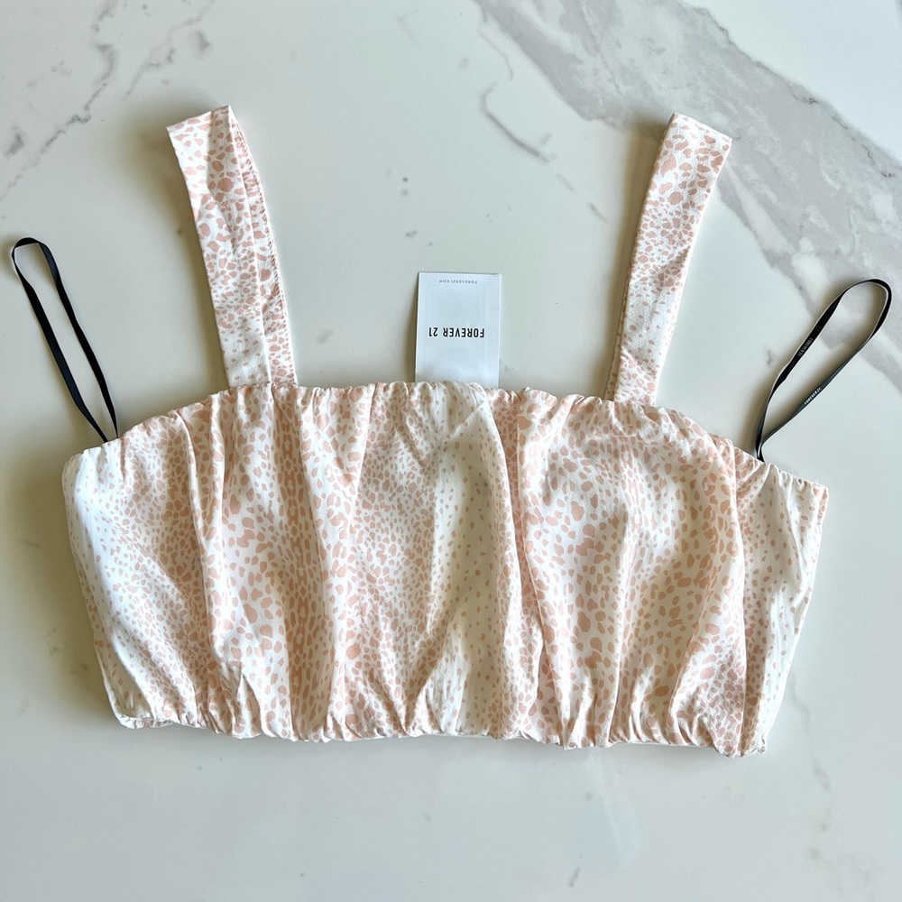 NWT - Women Crop Top